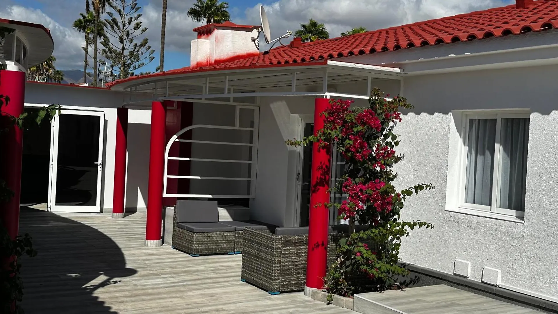 Paradise Resort - Fkk Swinger & Nudist Couples Only Maspalomas